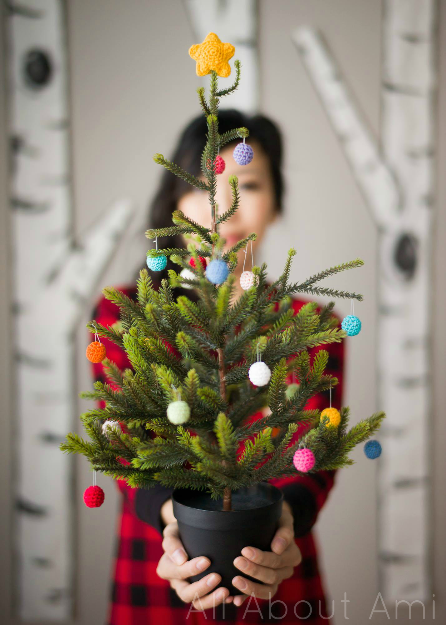 Mini Christmas Tree with Crochet Ornaments - All About Ami